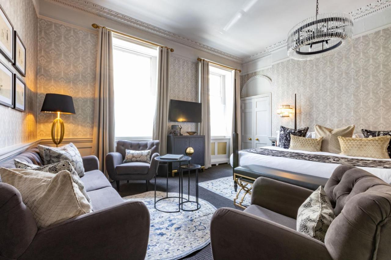 Suite met Hemelbed