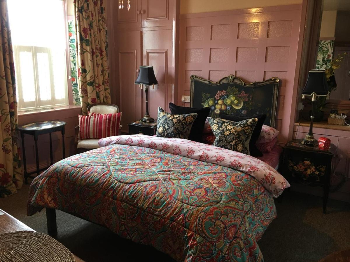 Kamer met Kingsize Bed