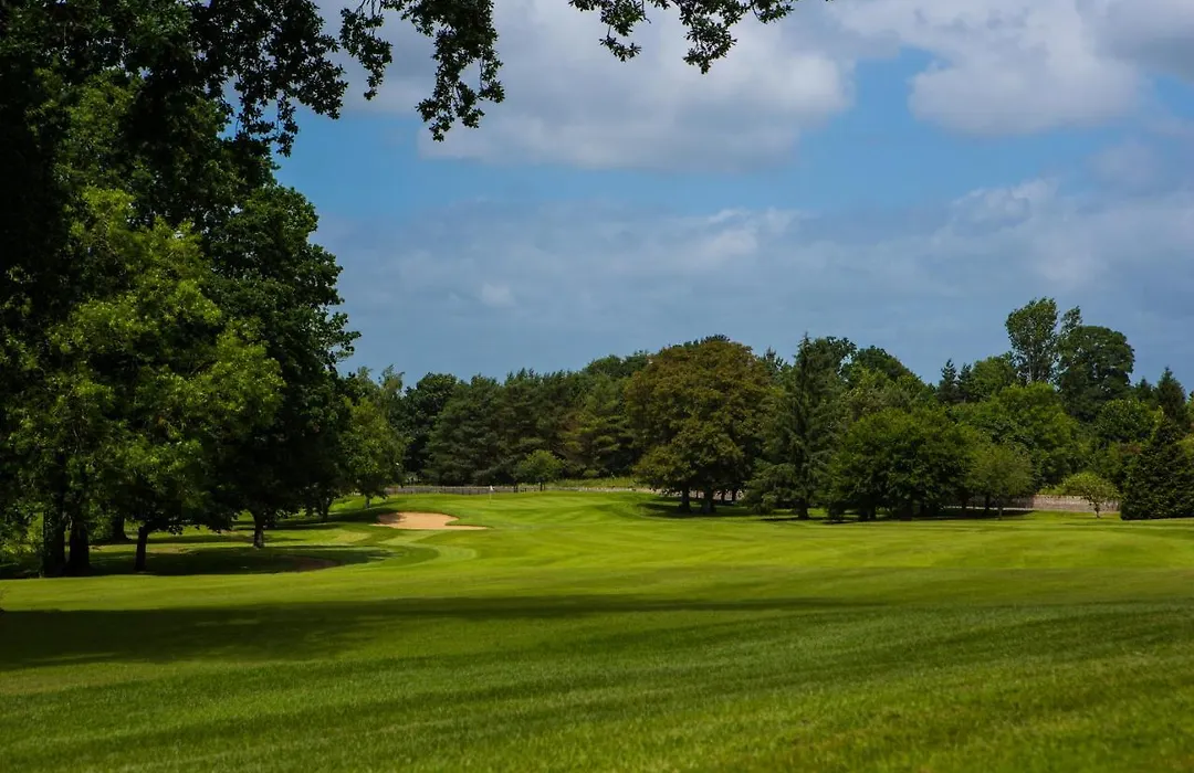 Tracy Park Hotel & Country Club-1